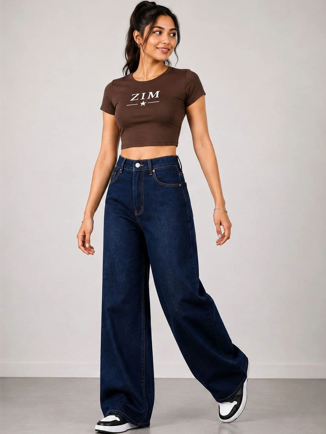 DENIMLOOK Women Flared High-Rise Jeans thumbnail 3