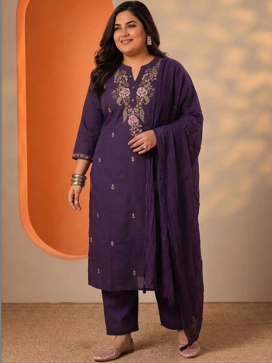Sangria Women Floral Embroidered Regular Thread Work Kurta with Palazzos & With Dupatta thumbnail 5
