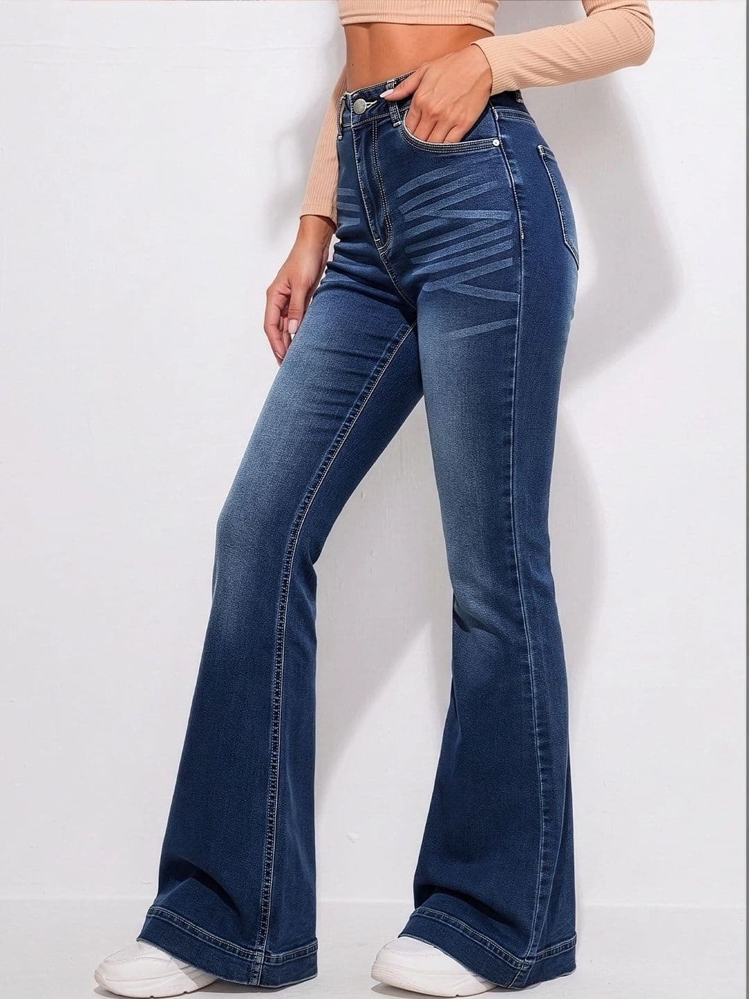 MULVARI Women Slim Fit High-Rise Low Distress Light Fade Stretchable Jeans thumbnail 4