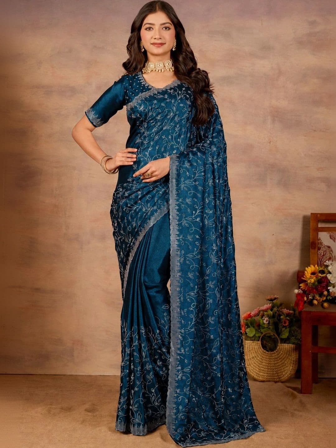 Looootnest Embroidered Pure Georgette Saree - view 1