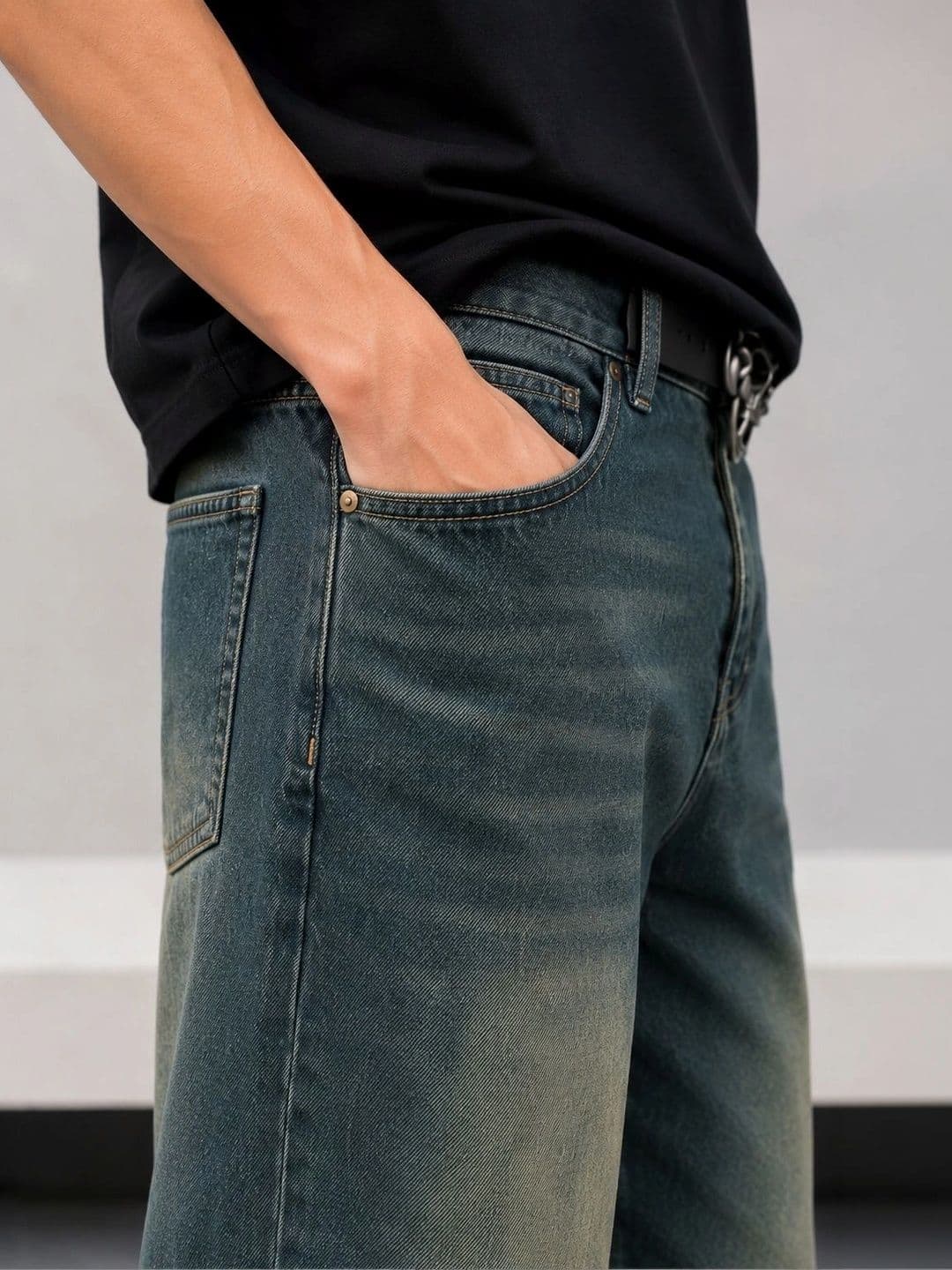 PINKLIT Men Straight Fit Mid-Rise Low Distress Light Fade Jeans thumbnail 6