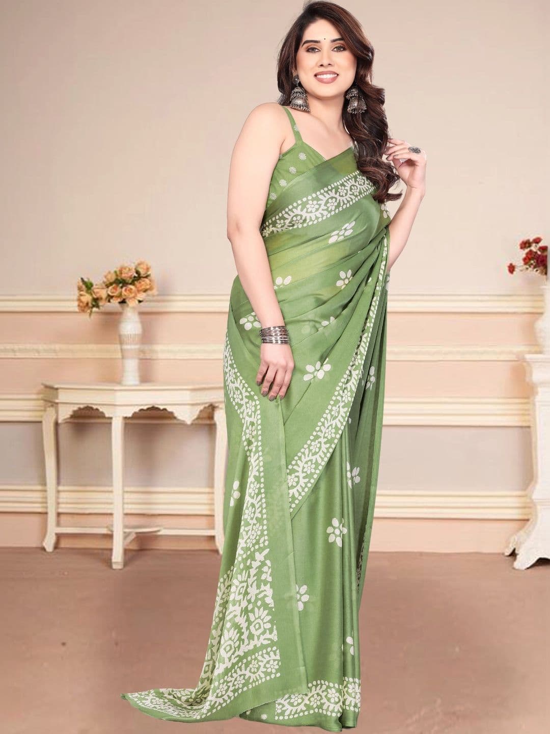 Owee Floral Pure Chiffon Designer Saree thumbnail 5