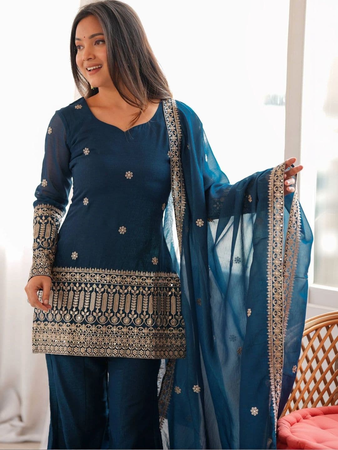 VASTRABELLA Women Ethnic Motifs Embroidered Regular Kurta with Sharara & With Dupatta thumbnail 3