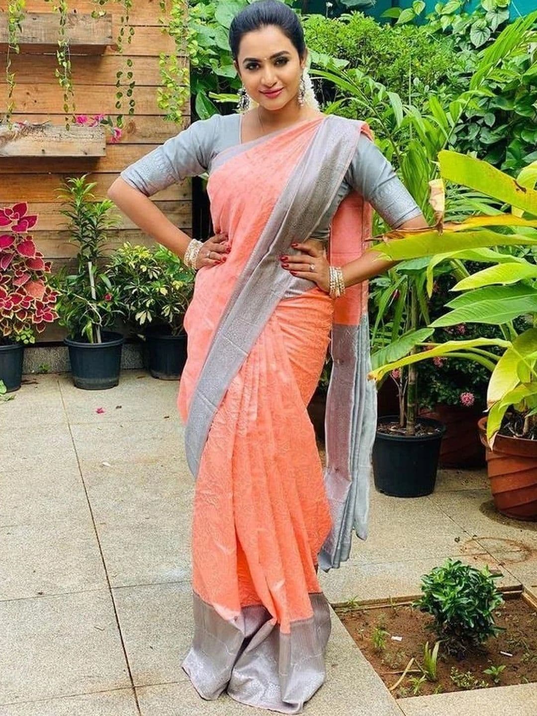 revika Woven Design Zari Art Silk Designer Kanjeevaram Saree thumbnail 6