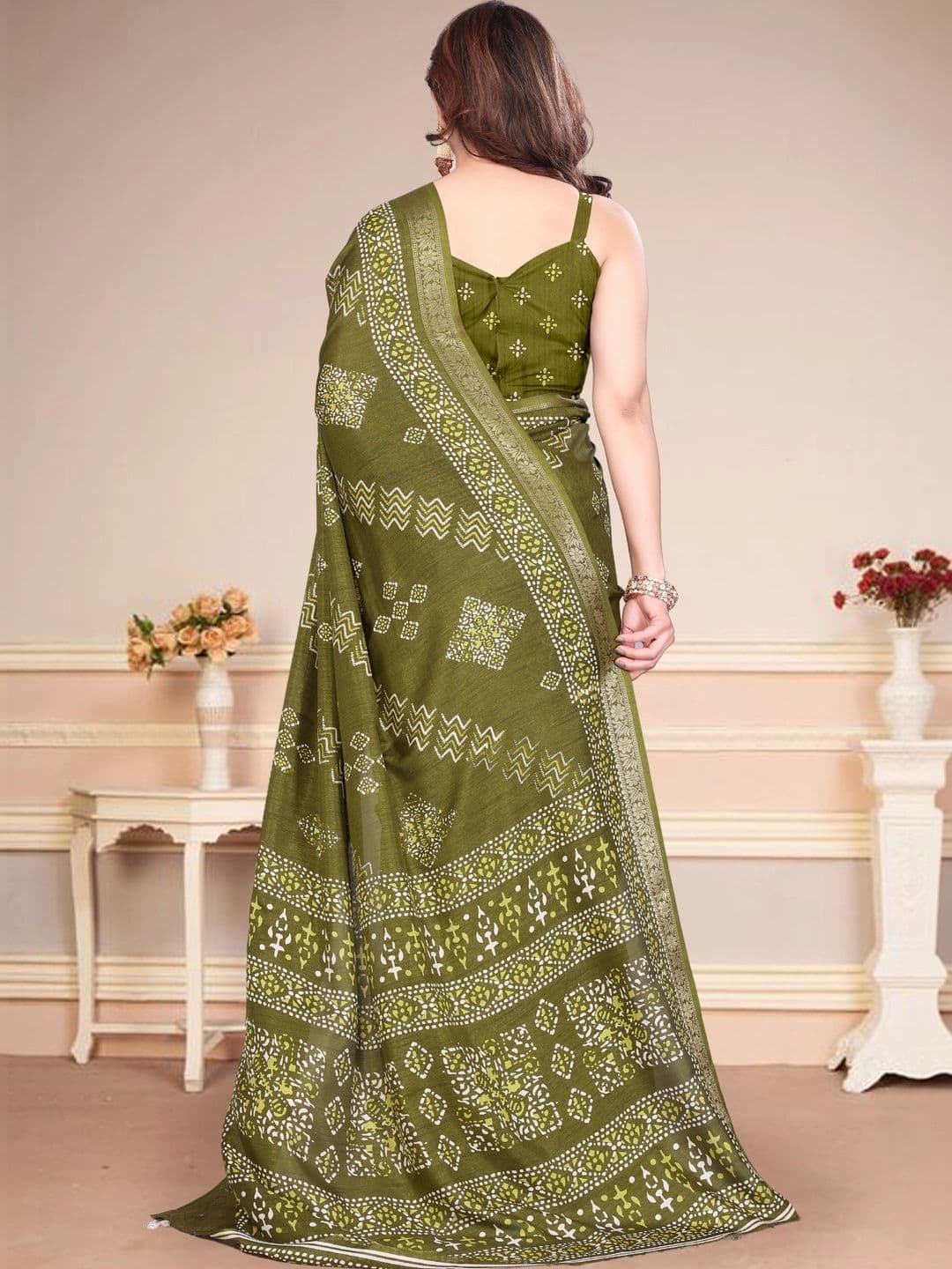 Owee Bandhani Zari Silk Blend Designer Saree thumbnail 2