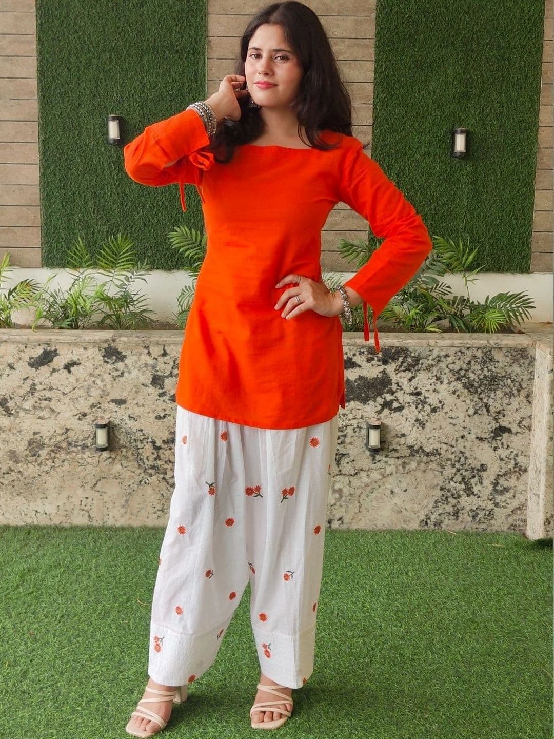 SUNDAR BAI Women Ethnic Motifs Regular Kurta with Patiala thumbnail 3