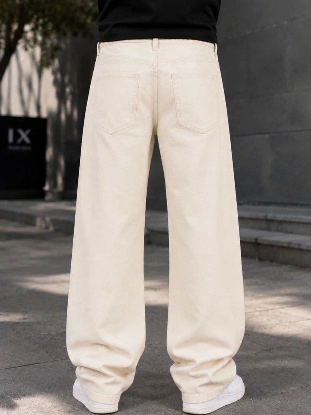 MQ Denim Men Straight Fit Mid-Rise Jeans thumbnail 3
