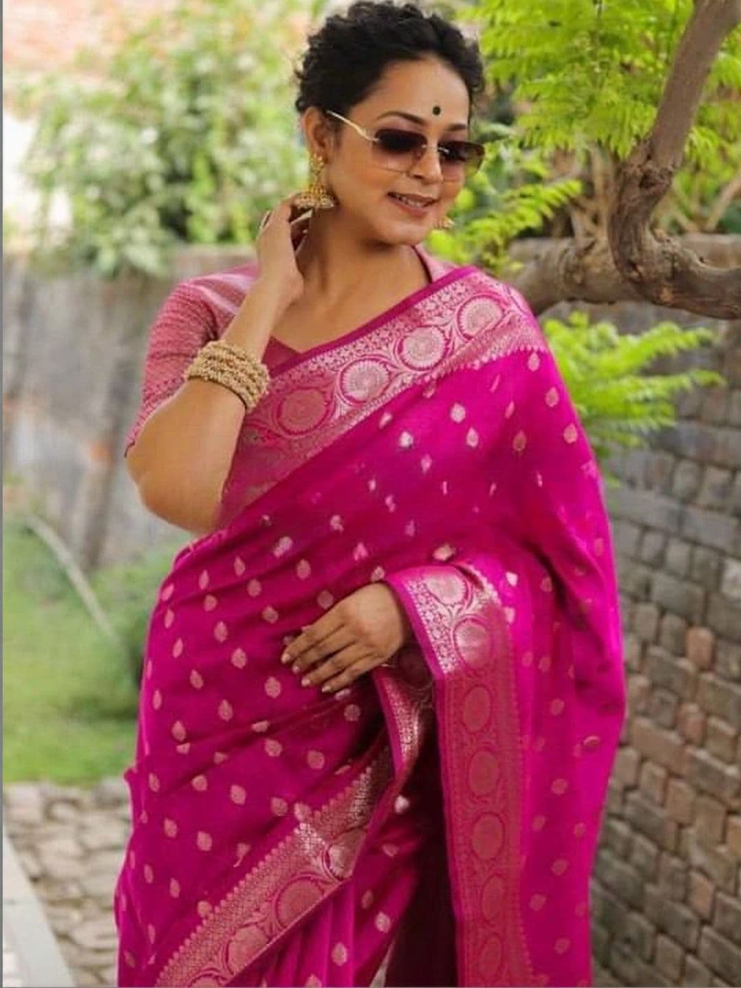 revika Woven Design Zari Art Silk Designer Kanjeevaram Saree thumbnail 2