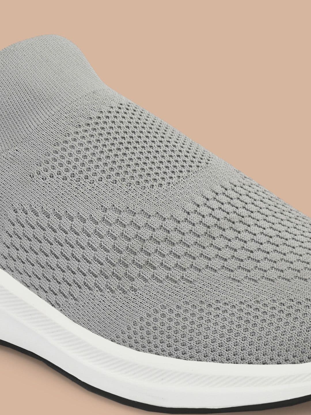 OFF LIMITS Men Grey Textured Mesh Non-Marking Walking Shoes thumbnail 3