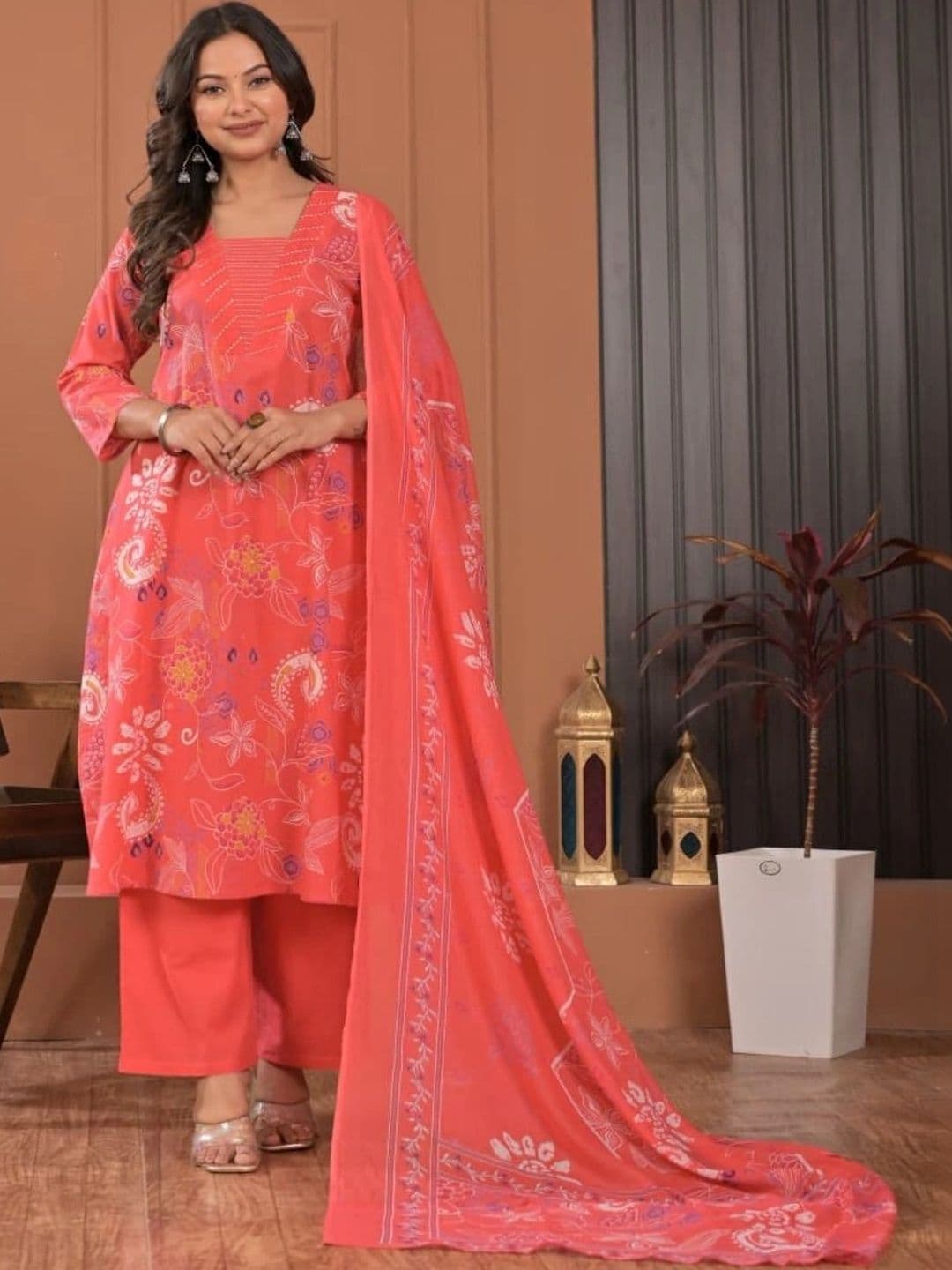 HERE&NOW Women Floral Printed Regular Pure Cotton Kurta with Palazzos & With Dupatta thumbnail 4