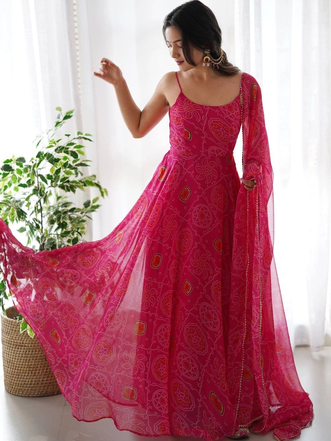 VASTRABELLA Women Ethnic Motifs Printed Empire Silk Chiffon Kurta with Trousers & With Dupatta thumbnail 3