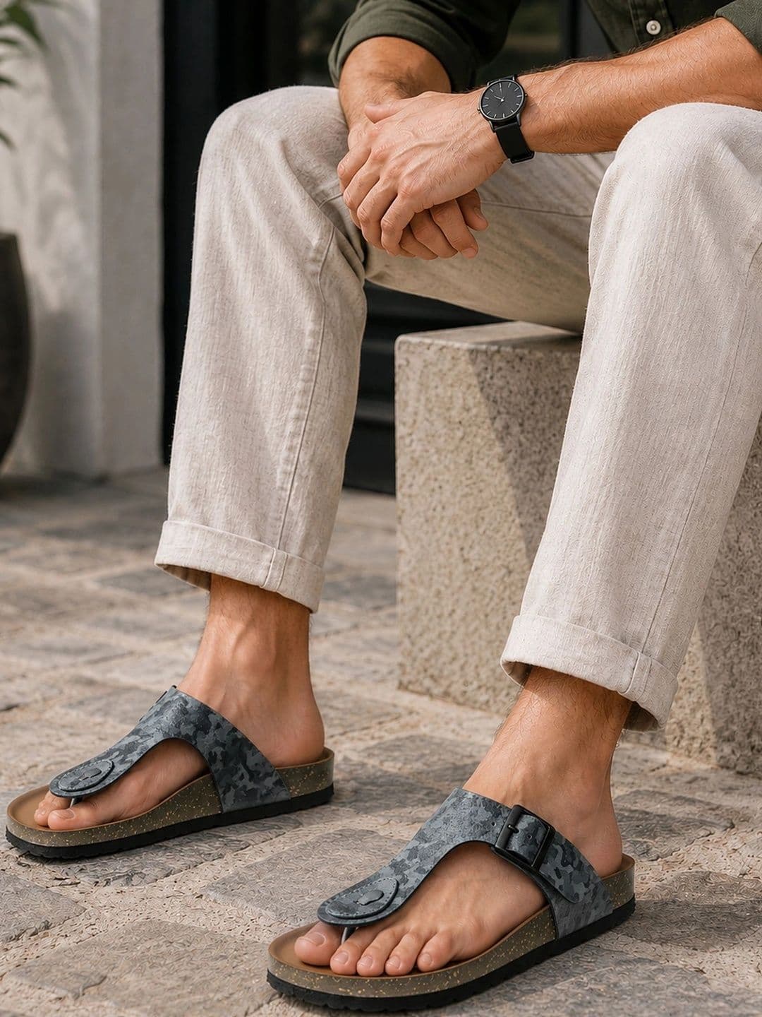Roadster Men Printed Thong Flip-Flops thumbnail 5