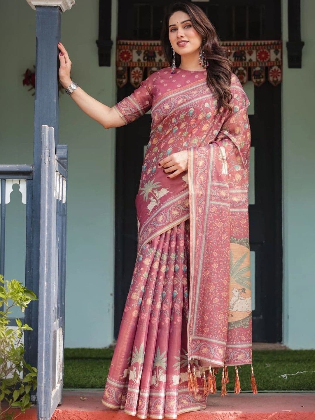 Suha Paisley Art Silk Saree thumbnail 6