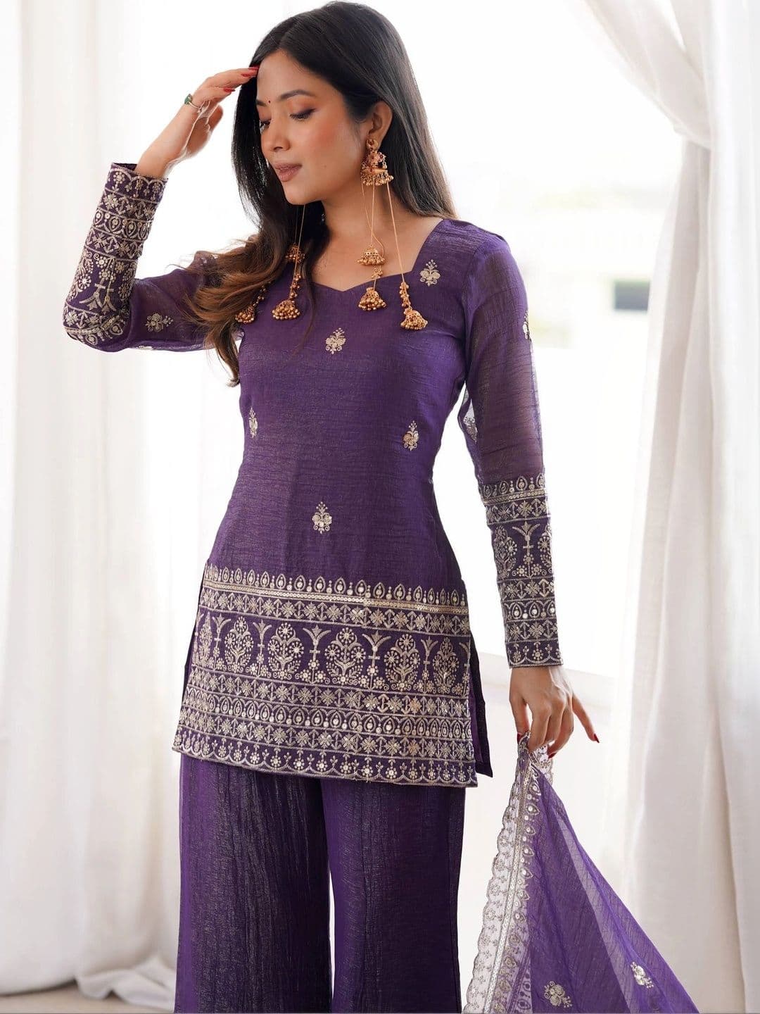 VASTRABELLA Women Ethnic Motifs Embroidered Regular Kurta with Palazzos & With Dupatta thumbnail 4