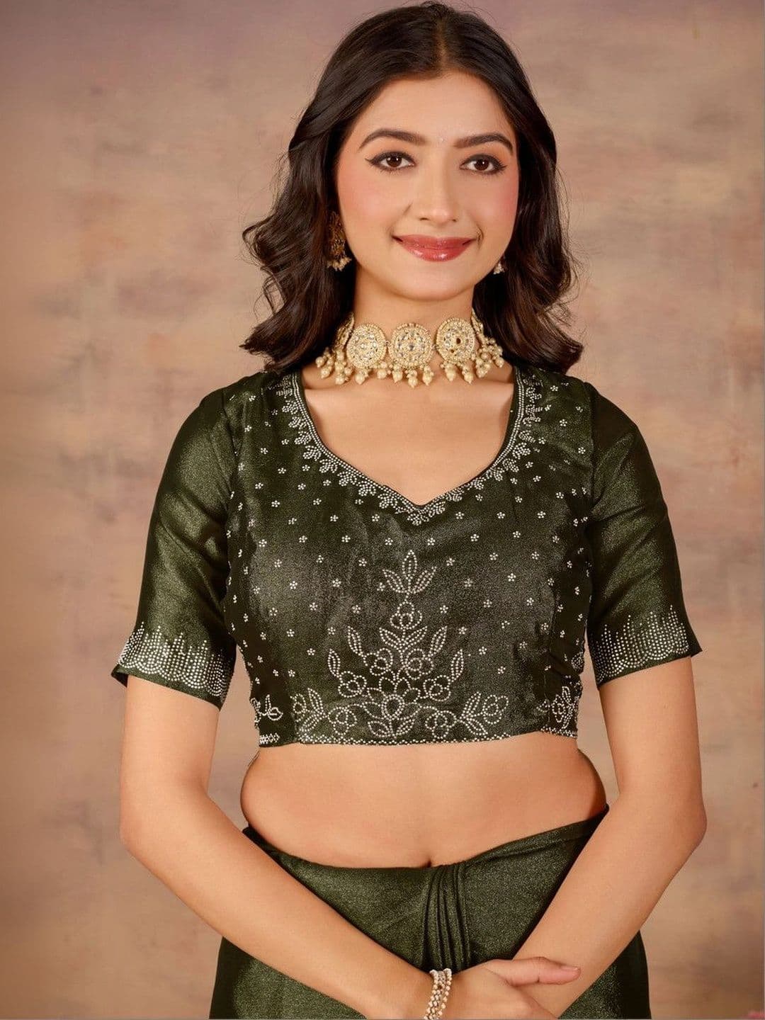 Looootnest Embroidered Pure Georgette Saree thumbnail 4