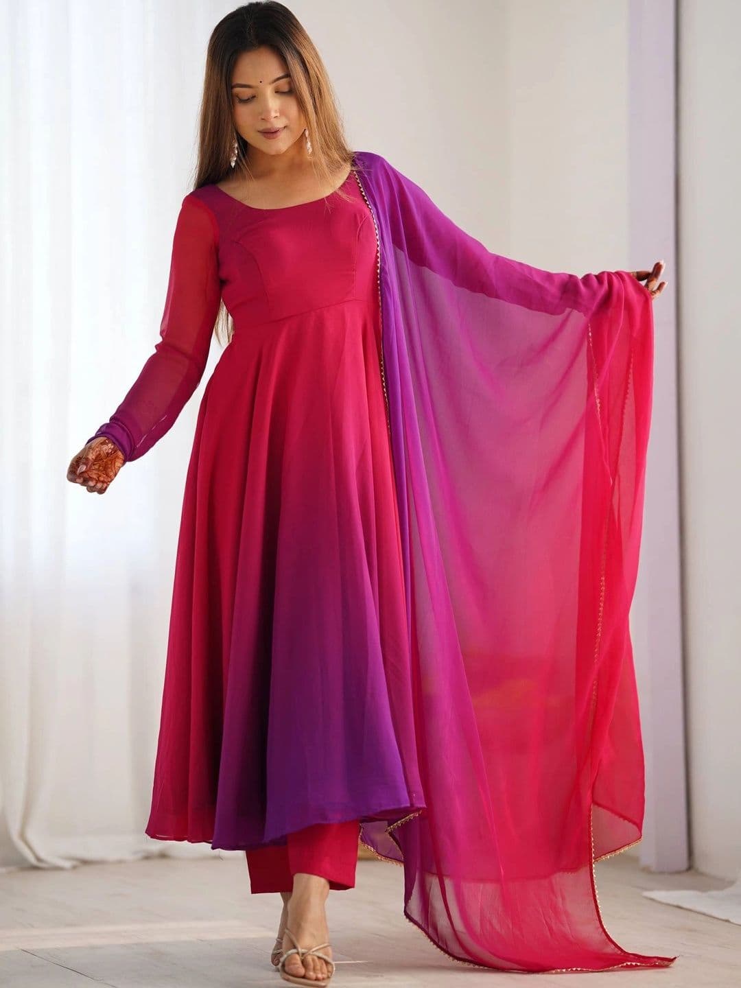 VASTRABELLA Women Ombre Dyed Regular Kurta with Trousers & With Dupatta thumbnail 3