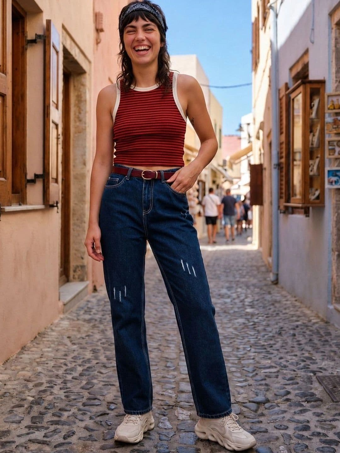 Style Quotient Women Classic Relaxed Fit High-Rise Low Distress Light Fade Jeans thumbnail 4