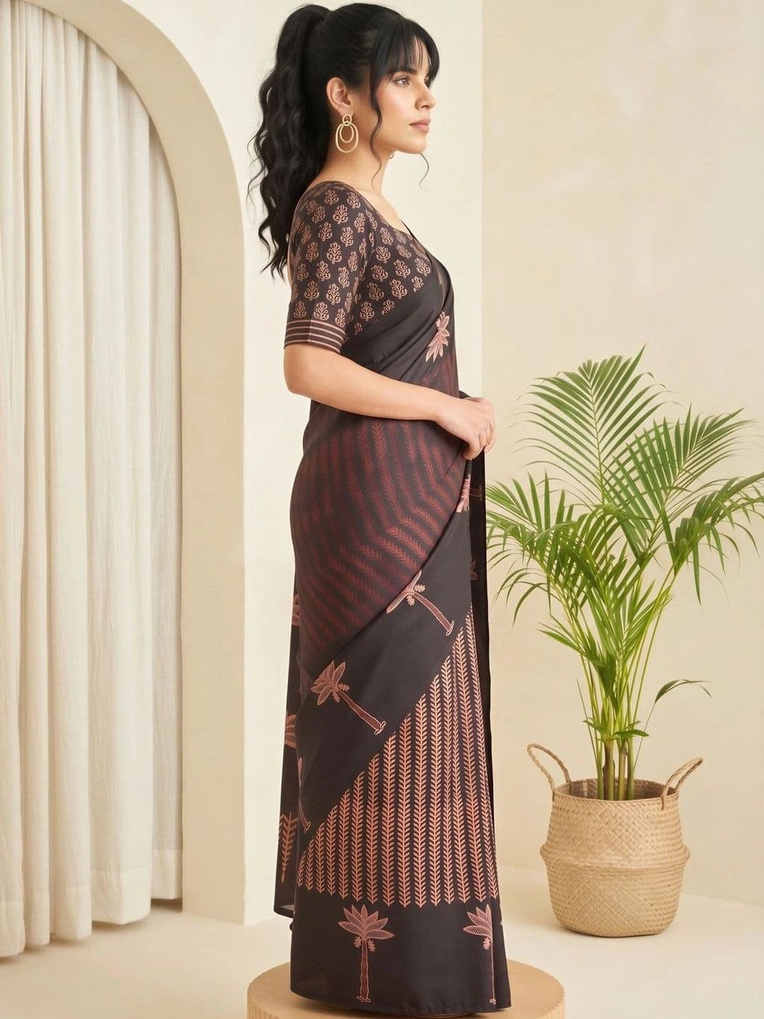 Saree mall Ethnic Motifs Silk Blend Designer Block Print Sarees thumbnail 5
