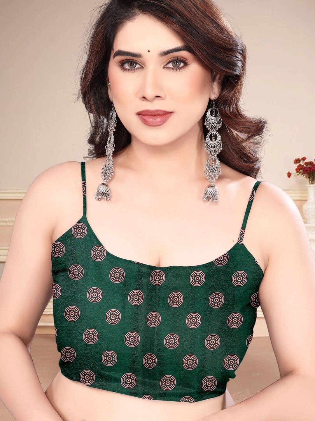 Owee Pure Chiffon Designer Saree thumbnail 5