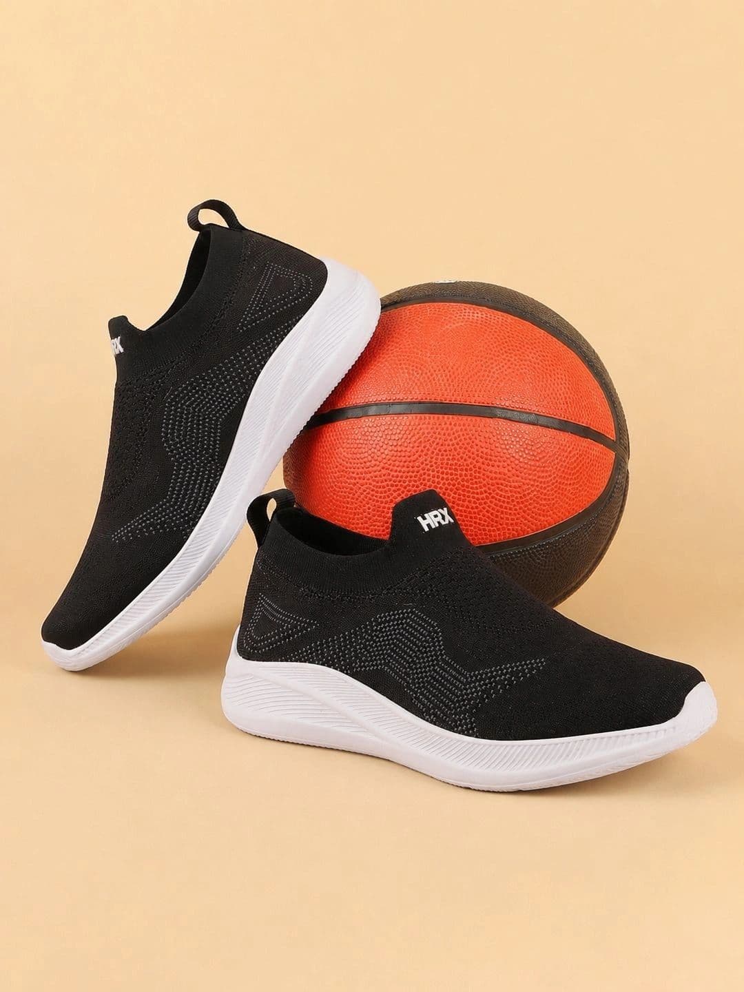HRX by Hrithik Roshan Men Textured Sneakers - view 1