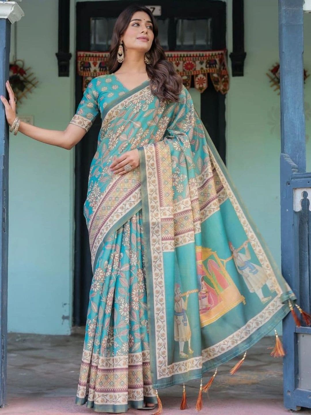 HOUSE OF PRANSHI Floral Linen Blend Jamdani Saree - view 1