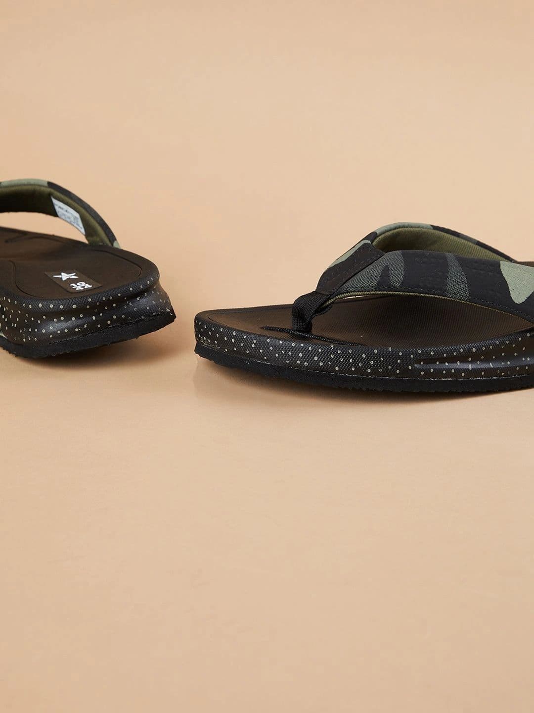 Forca by Lifestyle Men Printed Thong Flip-Flops thumbnail 5