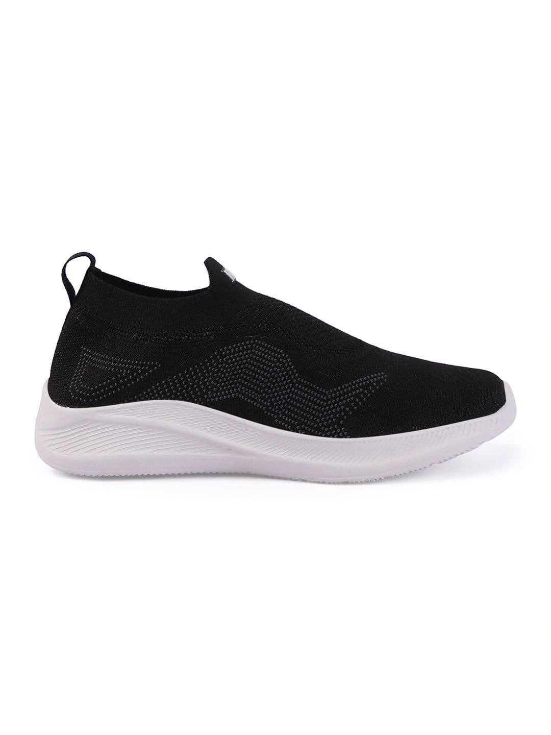 HRX by Hrithik Roshan Men Textured Sneakers thumbnail 3