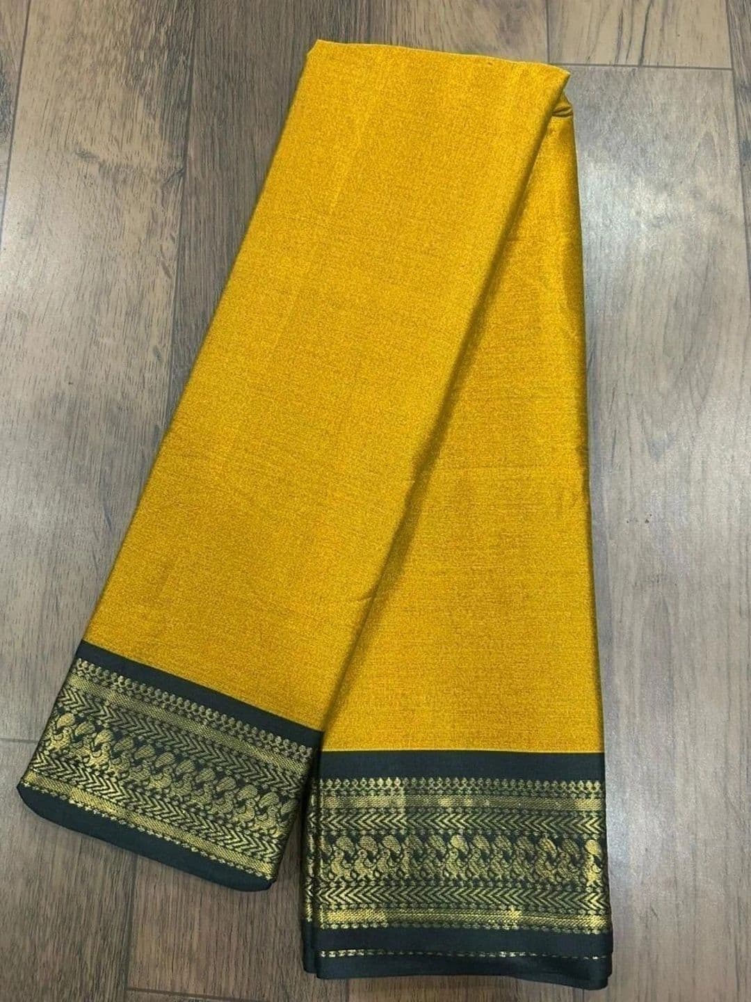 Owee Zari Silk Cotton Designer Narayan Peth Saree thumbnail 2