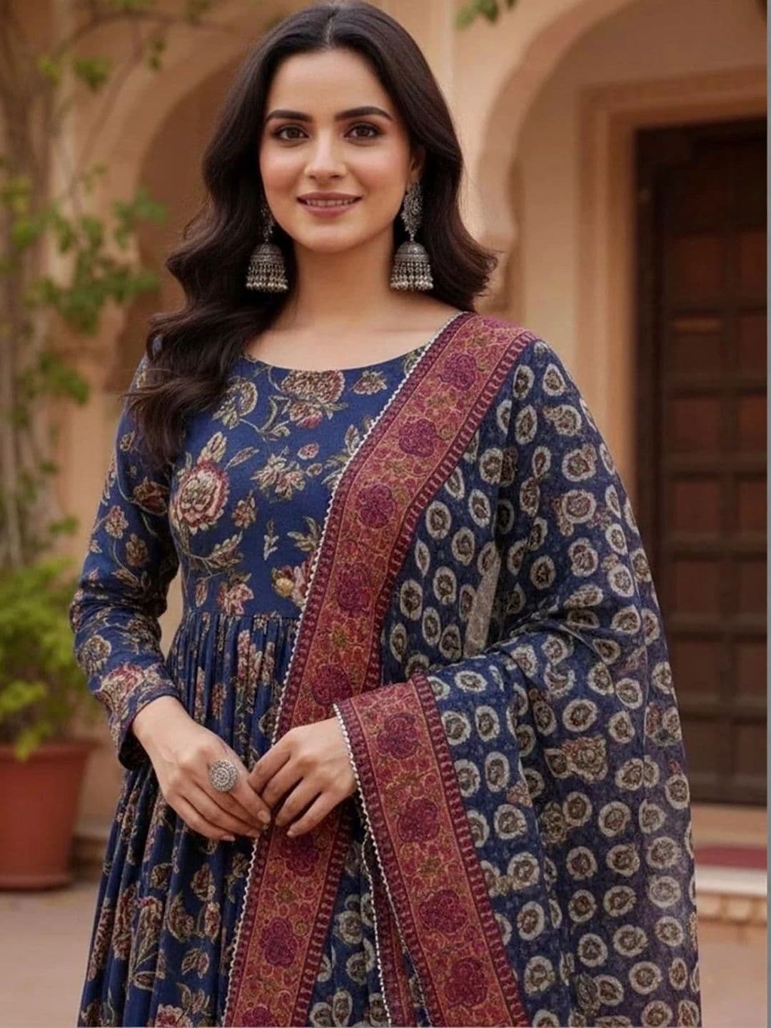 Chhipa Prints Women Floral Printed Empire Kurta with Trousers & With Dupatta thumbnail 3