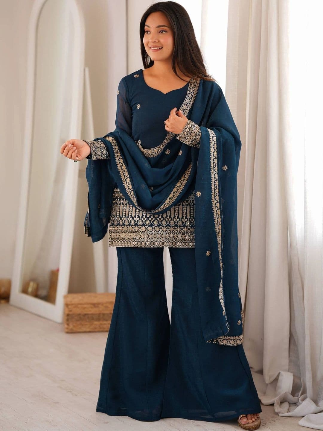 VASTRABELLA Women Ethnic Motifs Embroidered Regular Kurta with Sharara & With Dupatta thumbnail 4