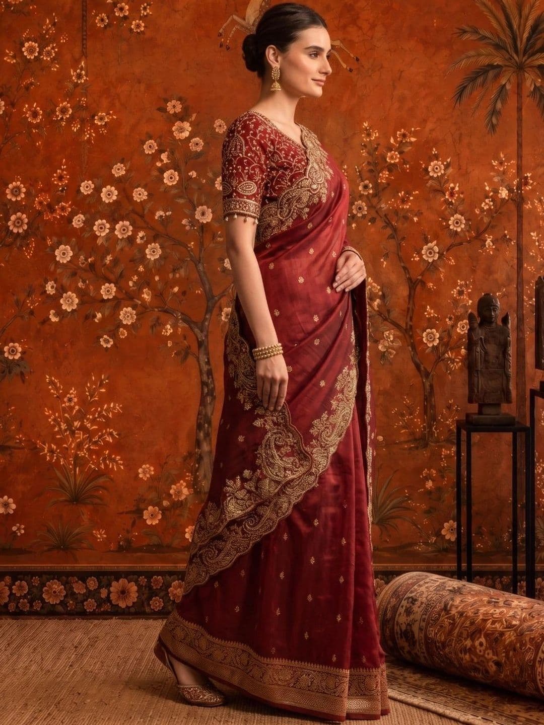 Sangria Embellished Zari Satin Saree thumbnail 5