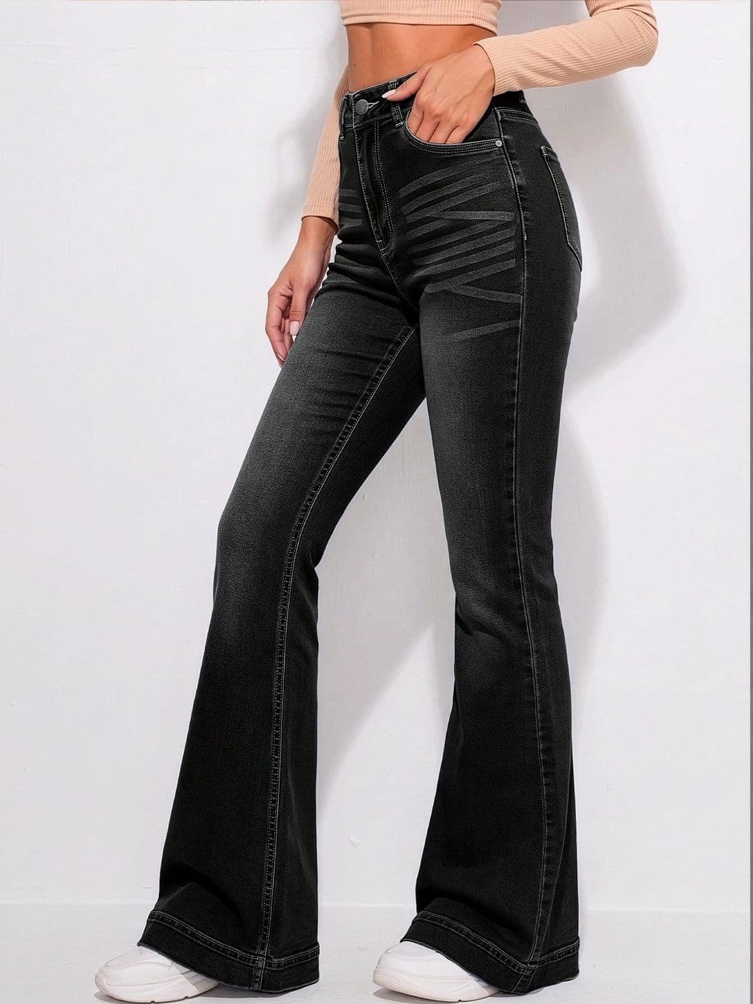 MULVARI Women Slim Fit High-Rise Light Fade Stretchable Jeans thumbnail 2