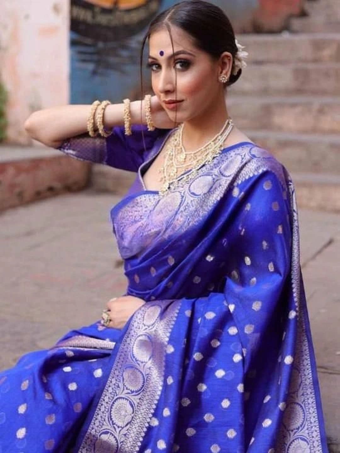 revika Woven Design Zari Art Silk Designer Kanjeevaram Saree thumbnail 2