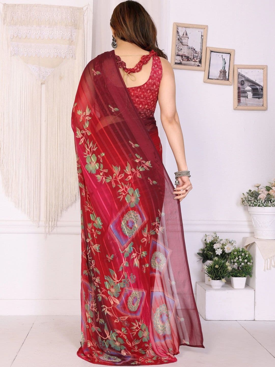 Owee Floral Pure Chiffon Designer Saree thumbnail 3