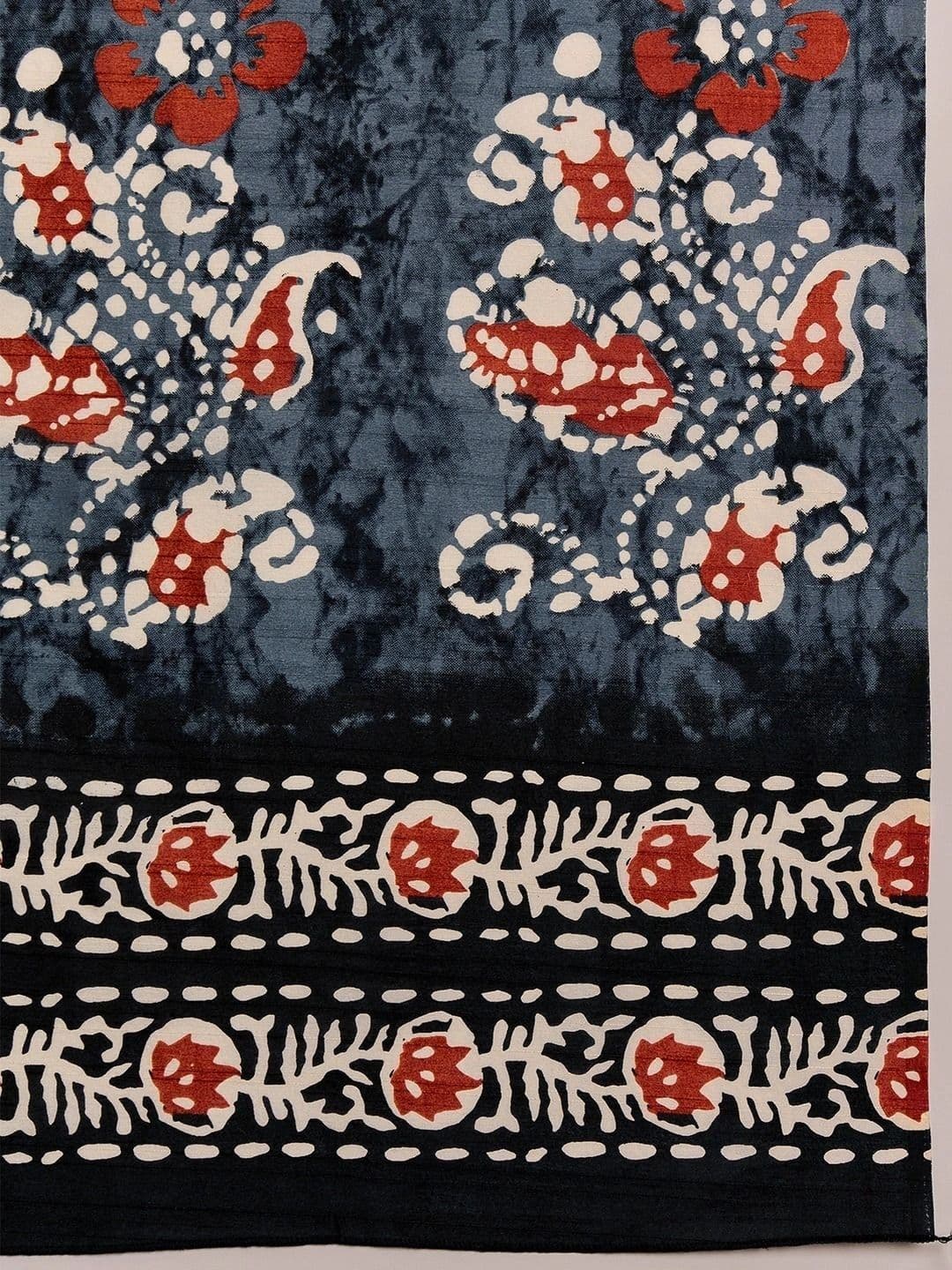 Saree mall Batik Silk Blend Designer Dabu Sarees thumbnail 4