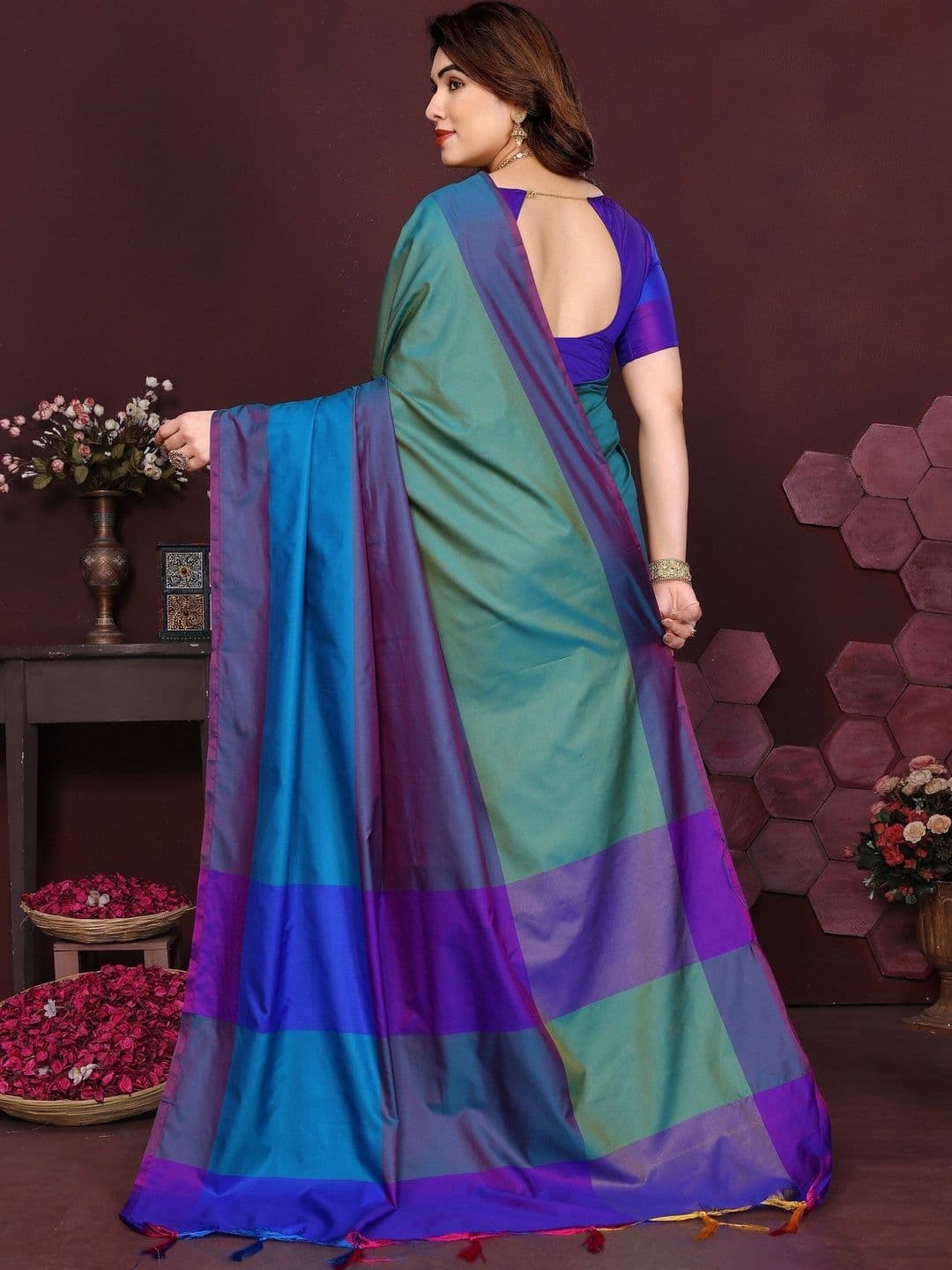 Owee Silk Cotton Designer Saree thumbnail 5