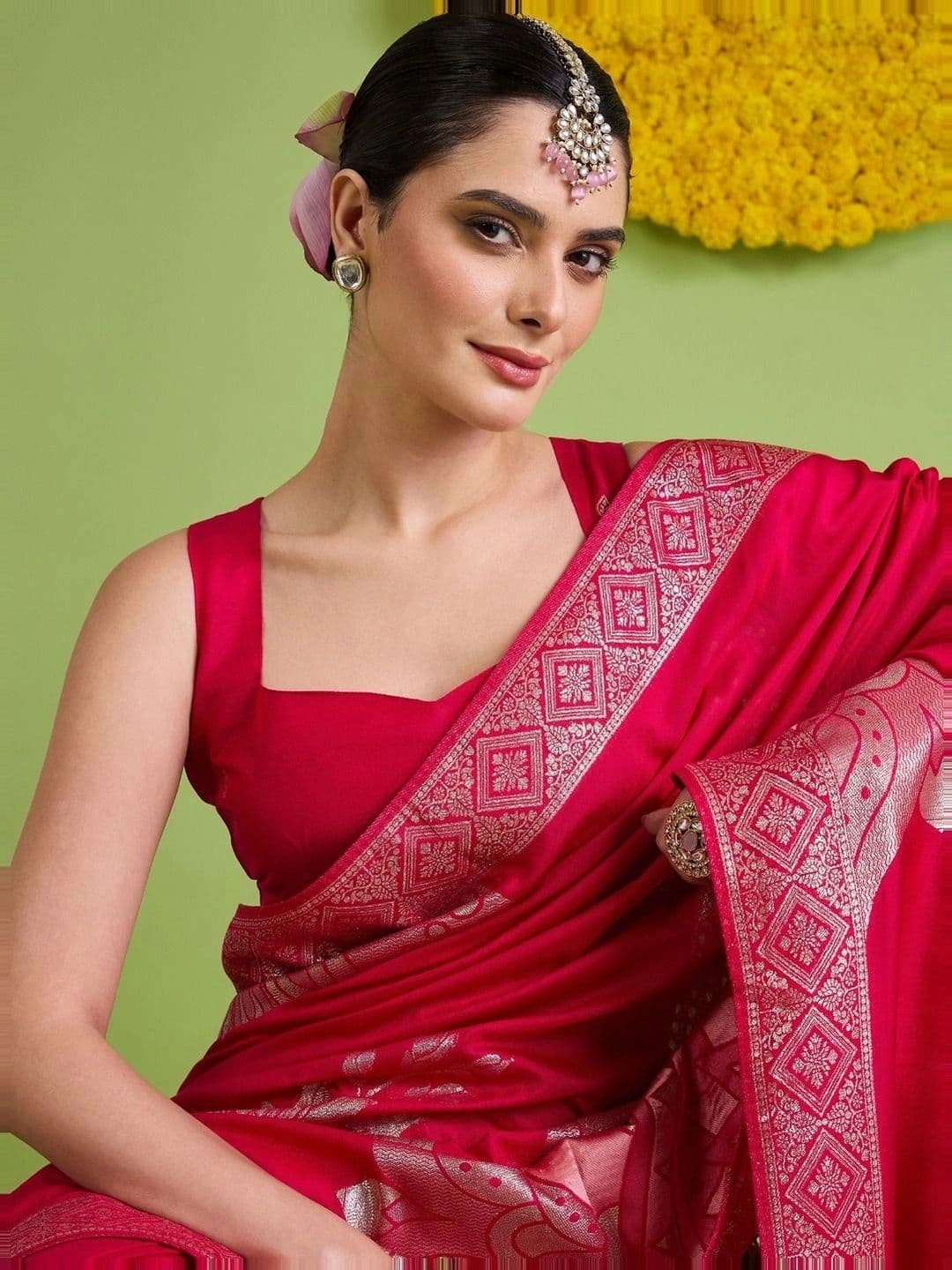 Saree mall Zari Silk Blend Designer Banarasi Sarees thumbnail 3