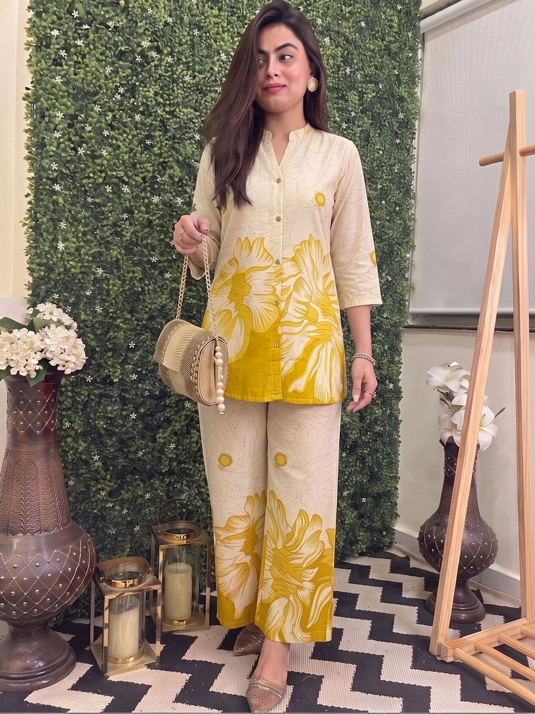 Sangria Floral Cotton Printed Tunic with Trousers thumbnail 4