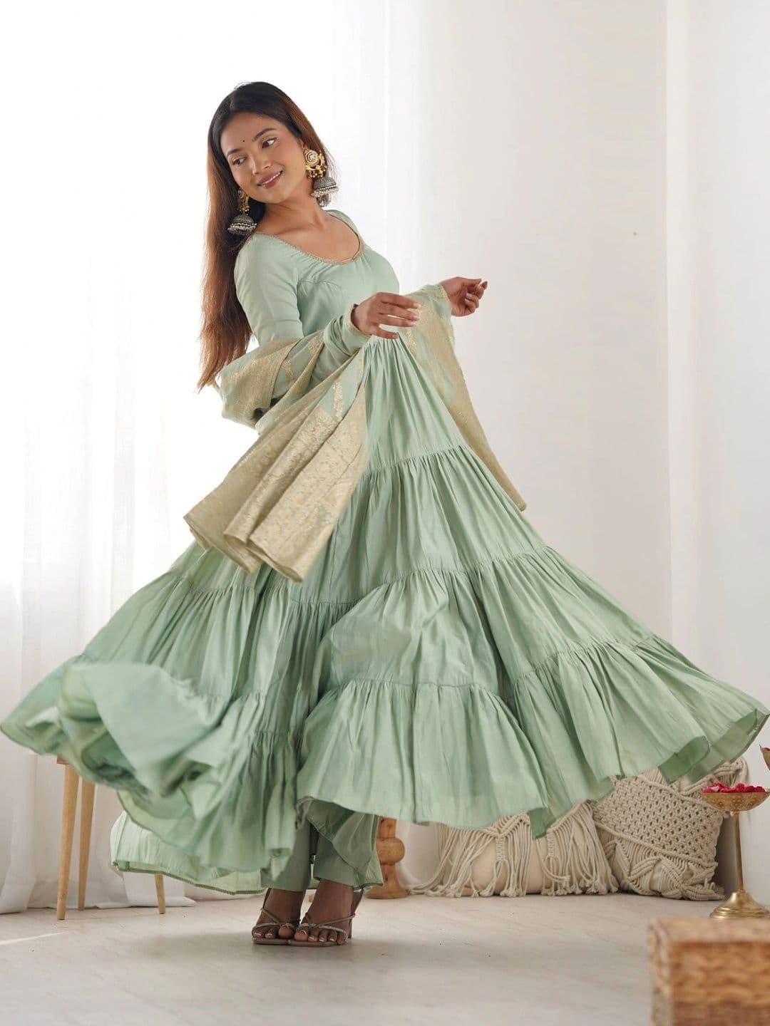 VASTRABELLA Women Tiered Chanderi Silk Kurta with Trousers & With Dupatta thumbnail 4