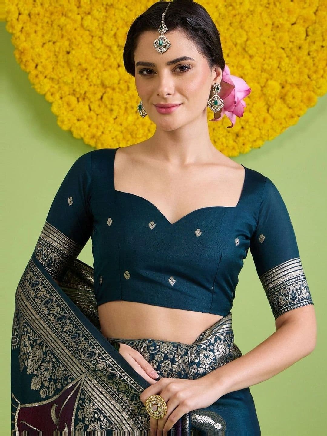 Saree mall Woven Design Zari Silk Blend Designer Banarasi Sarees thumbnail 2