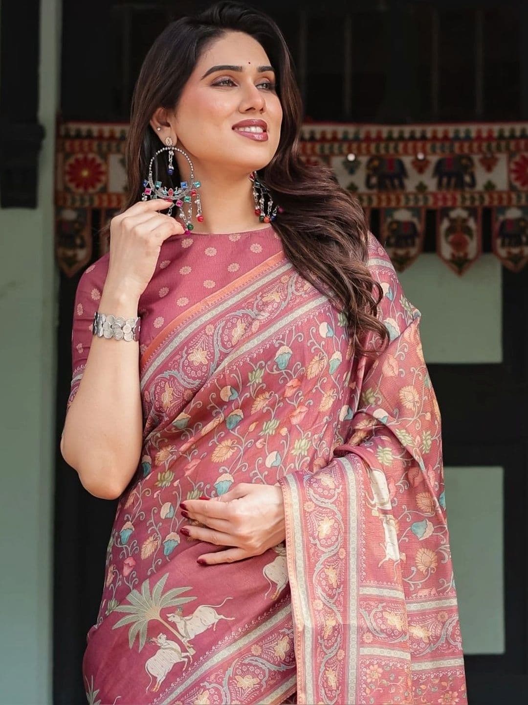 Suha Paisley Art Silk Saree thumbnail 4