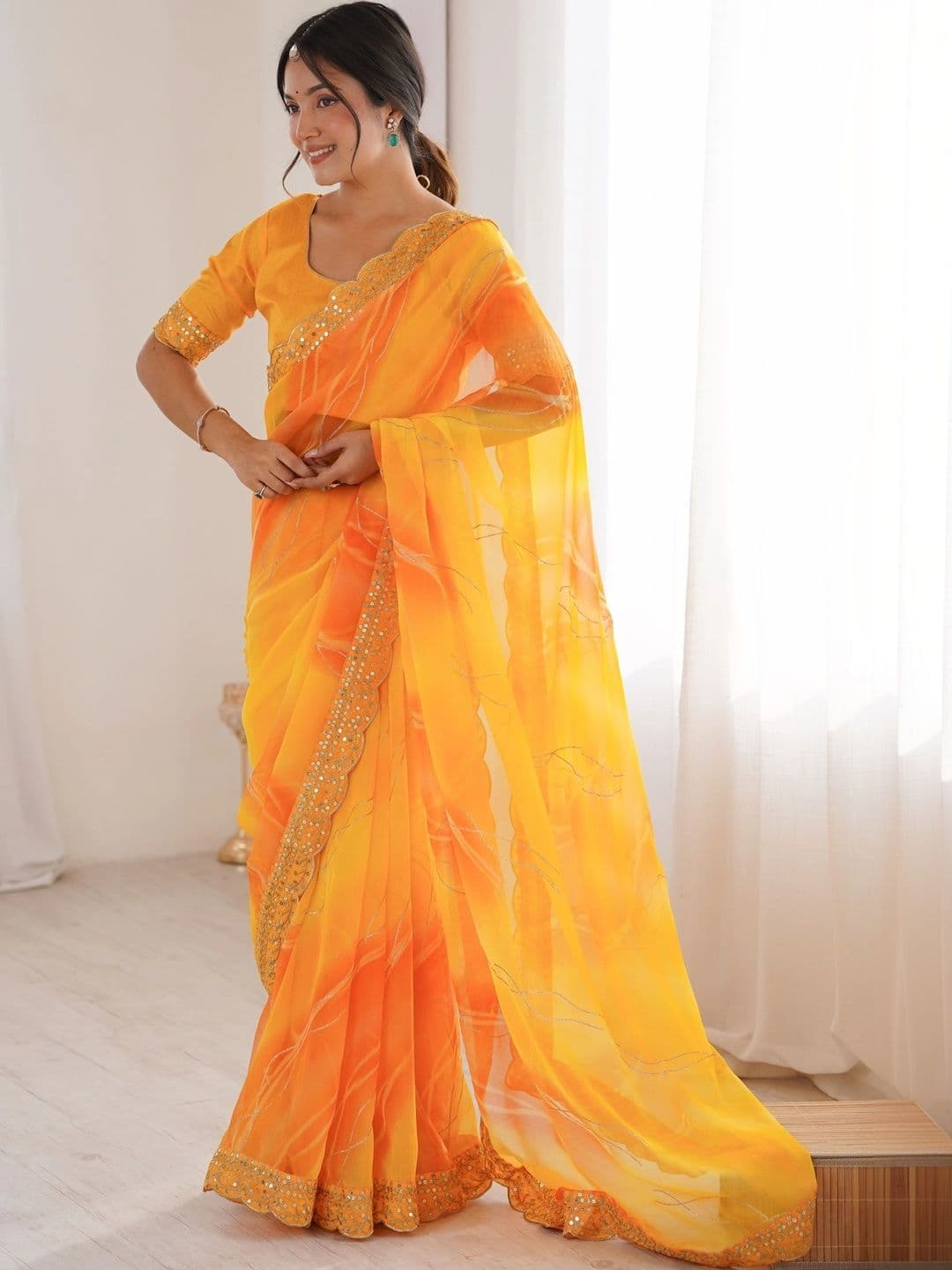 Mitera Leheriya Pure Georgette Saree thumbnail 4