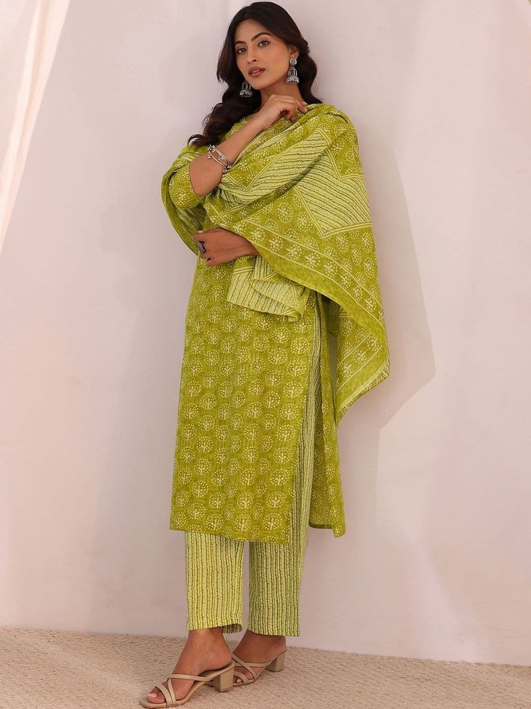 Gerua By Libas Women Ethnic Motifs Printed Regular Kurta with Trousers & With Dupatta - view 1