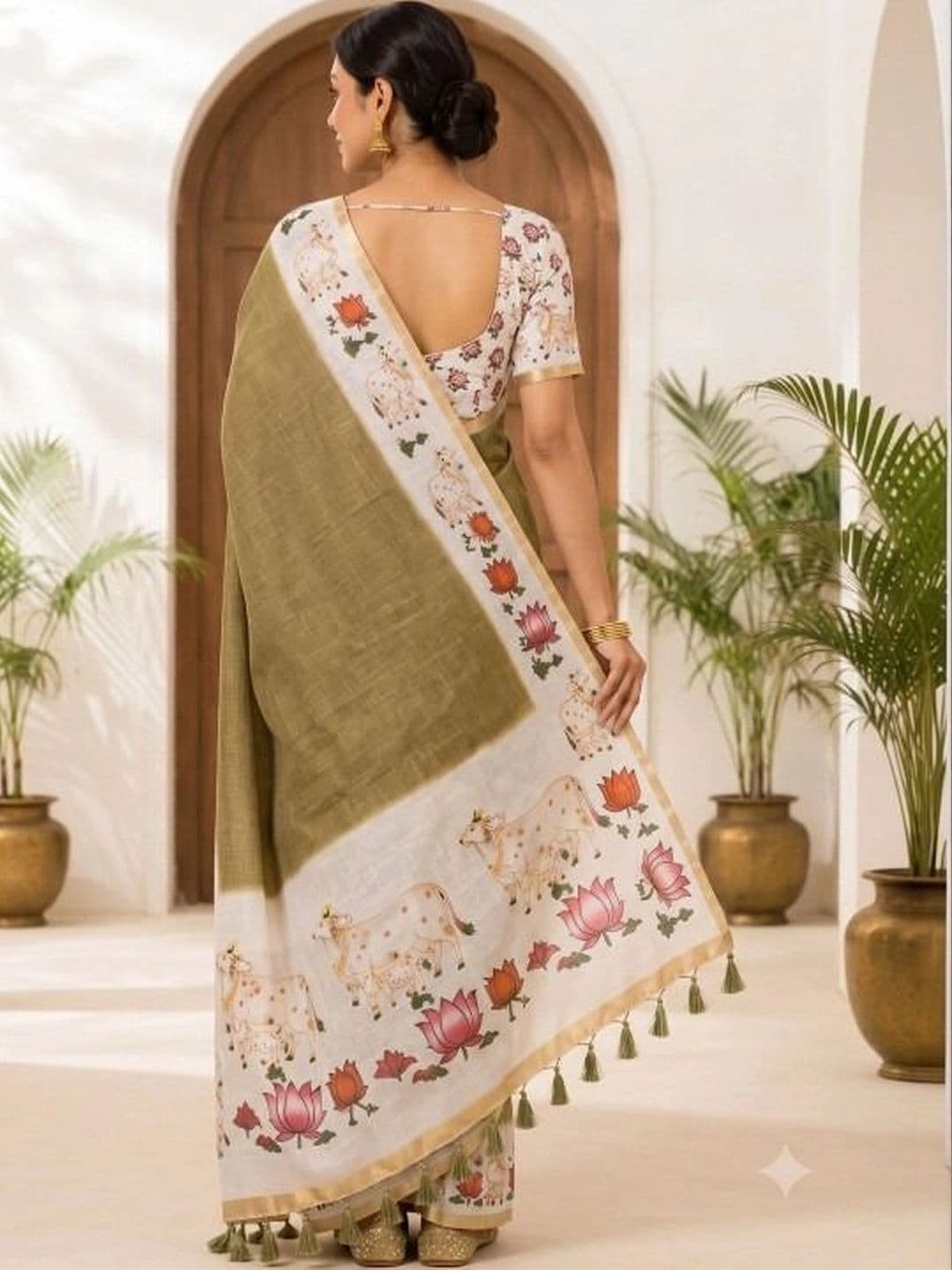 Anouk Rustic Women Floral Pure Linen Khadi Saree thumbnail 3