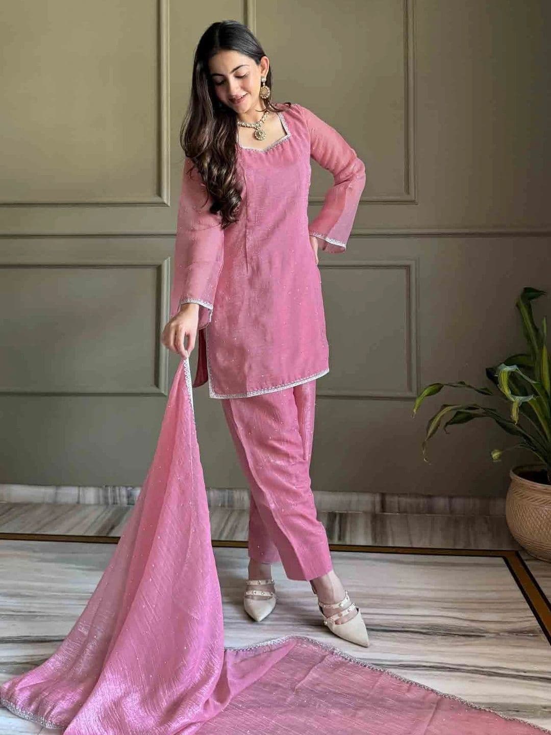 PALMIRA Women Regular Kurta with Trousers & With Dupatta thumbnail 6