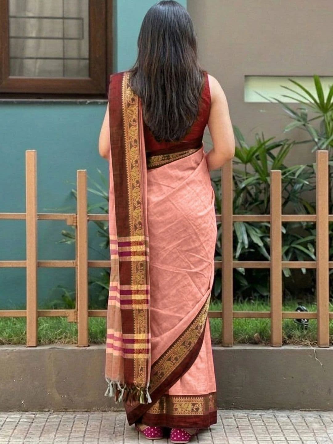 KALINI Zari Silk Cotton Designer Gadwal Saree thumbnail 4