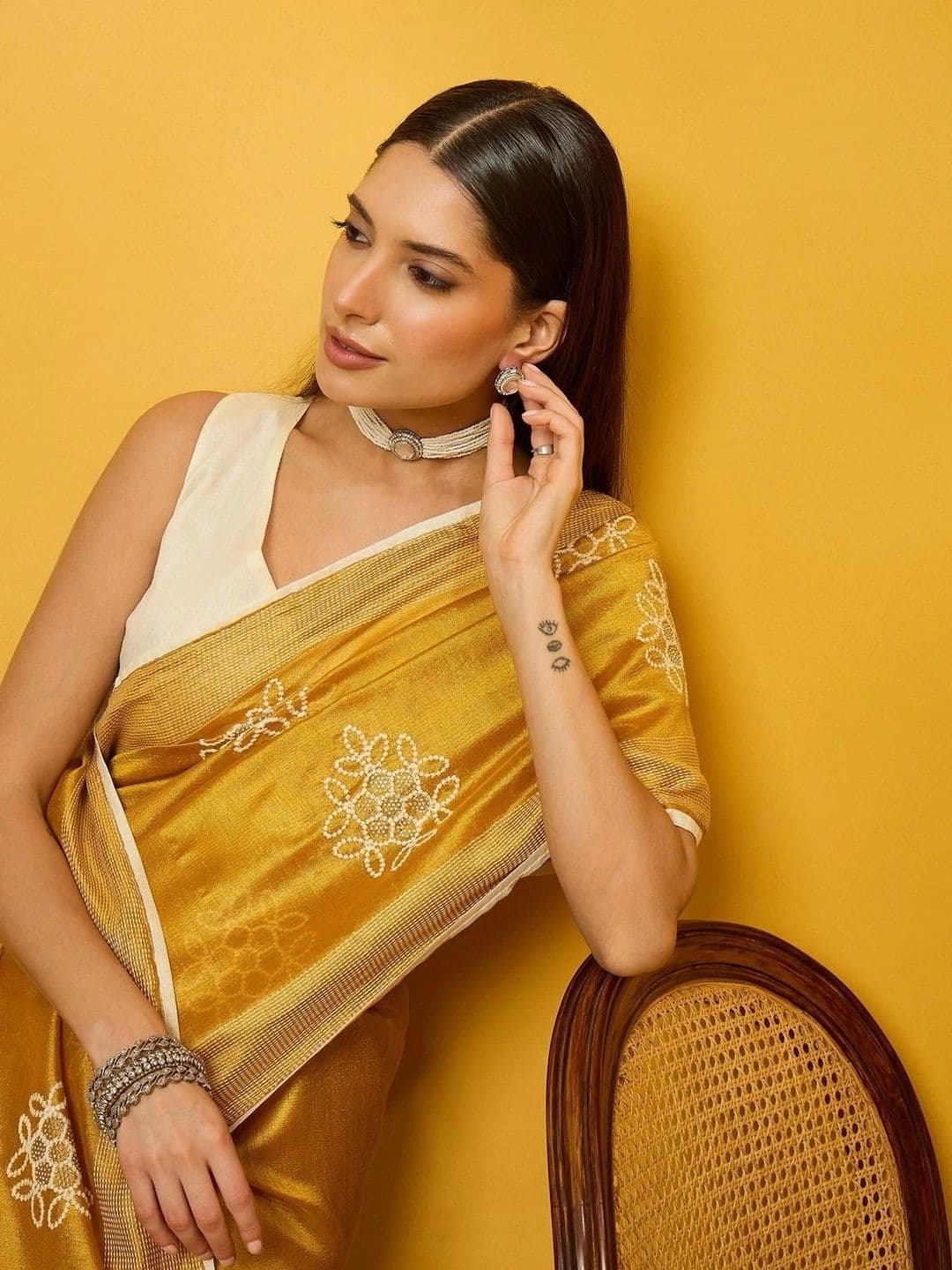 Saree mall Embellished Embroidered Designer Sarees thumbnail 4