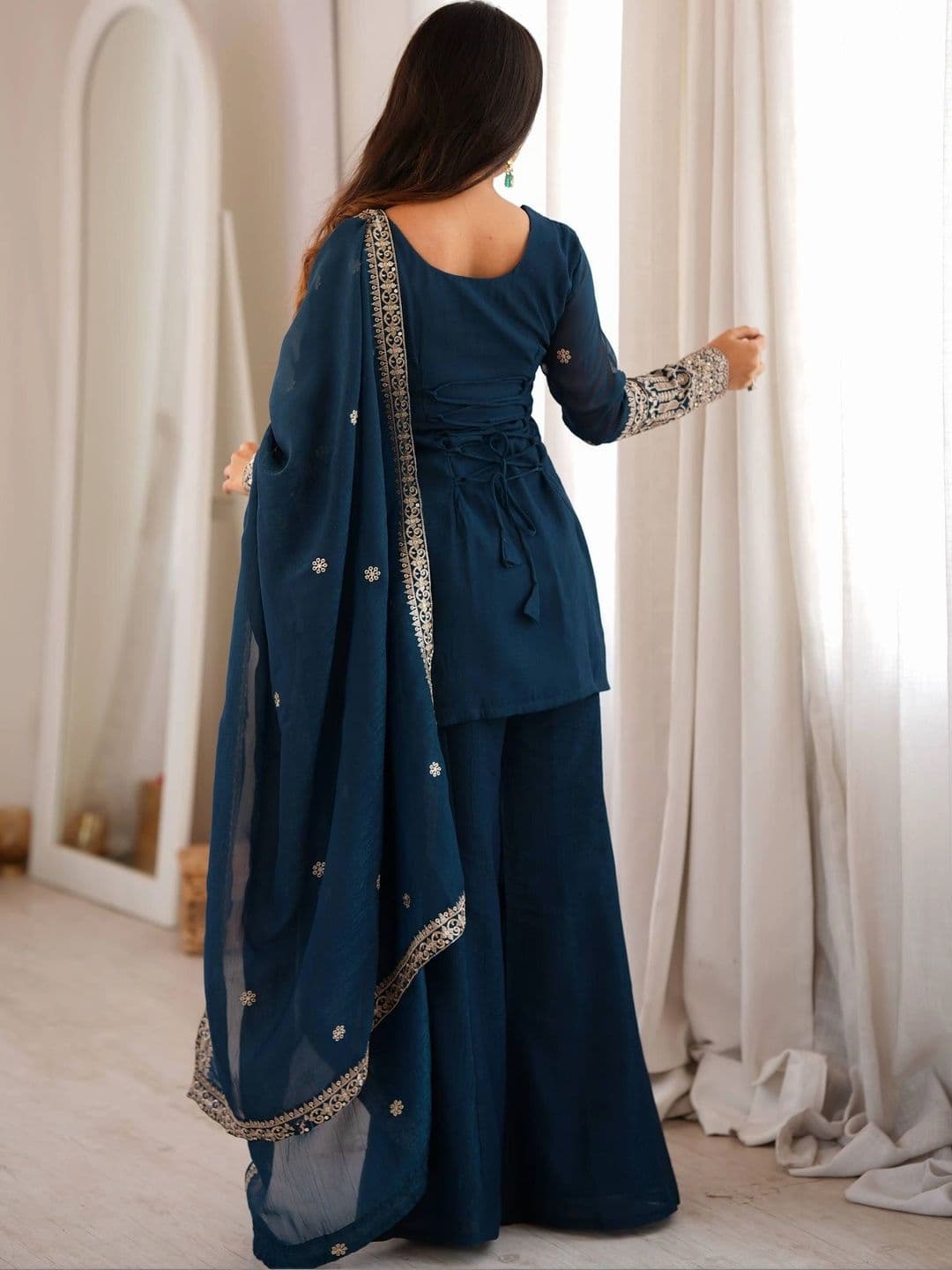 VASTRABELLA Women Ethnic Motifs Embroidered Regular Kurta with Sharara & With Dupatta thumbnail 2