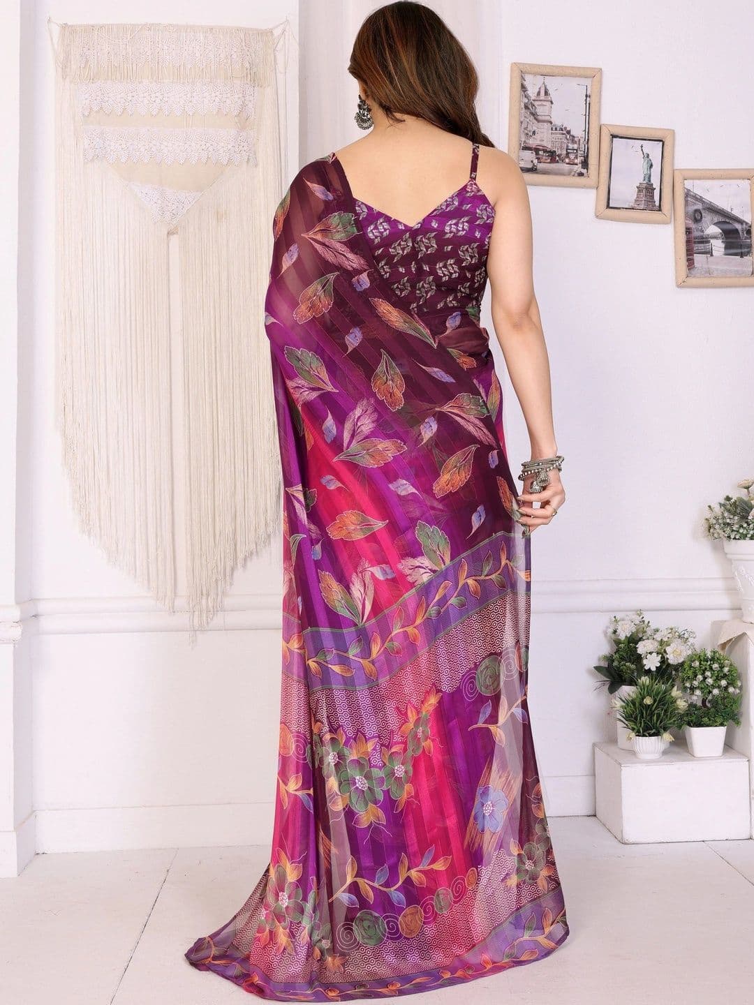 Owee Floral Pure Chiffon Designer Saree thumbnail 4