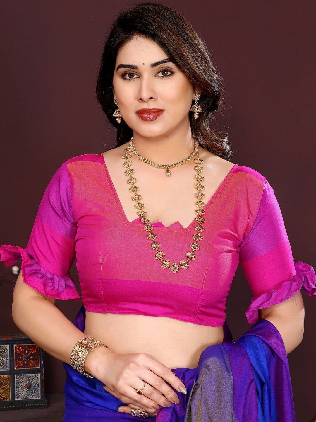 Owee Silk Cotton Designer Saree thumbnail 3
